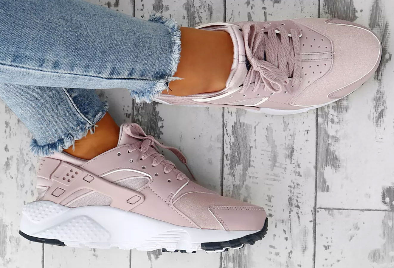 Cómo combinar las zapatillas nike huarache? Via Moda Andorra